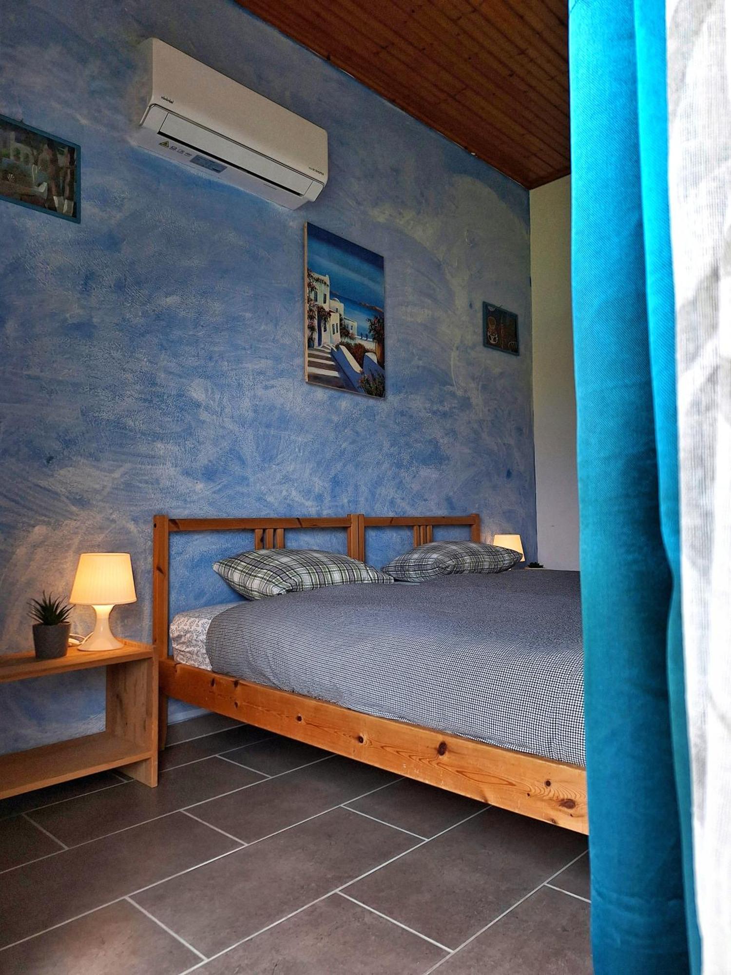Lemami Seafront Bungalows Kávos Rum bild