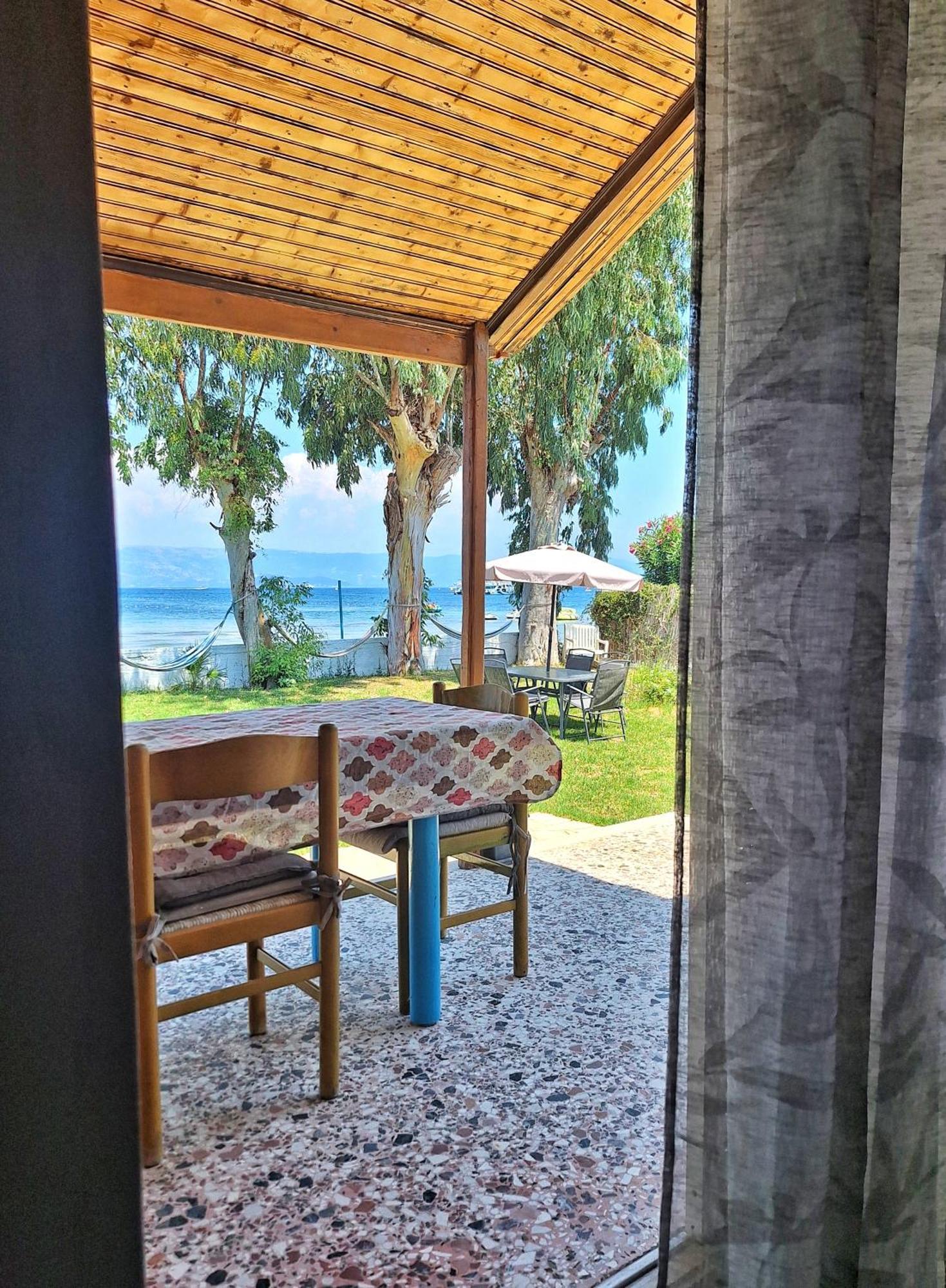 Lemami Seafront Bungalows Kávos Exteriör bild