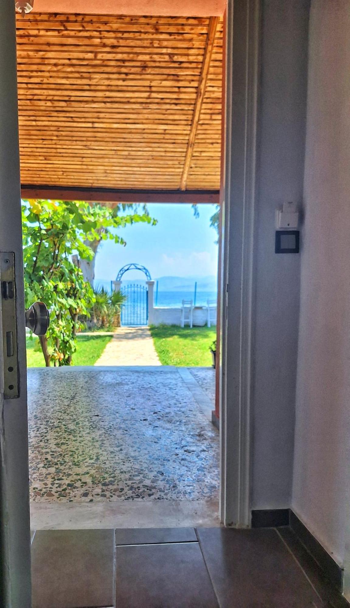 Lemami Seafront Bungalows Kávos Exteriör bild