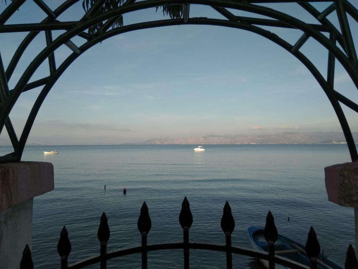 Lemami Seafront Bungalows Kávos Exteriör bild